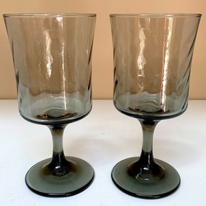 🔥2 Vintage Libby Smoke Gray Optic Swirl Wine Glasses